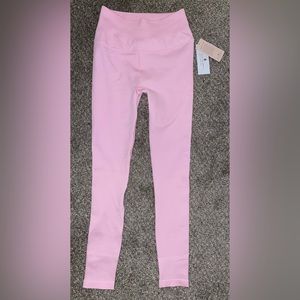 Spiritual Gangster light pink leggings. New with tags!